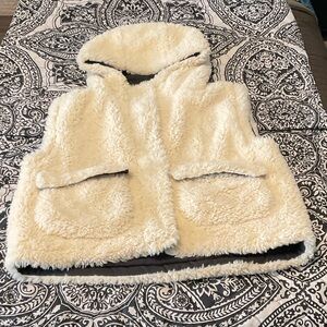 Zara Kids Cream Fleece Vest